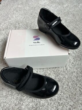 Stelle Girls' Black Patent tap shoes